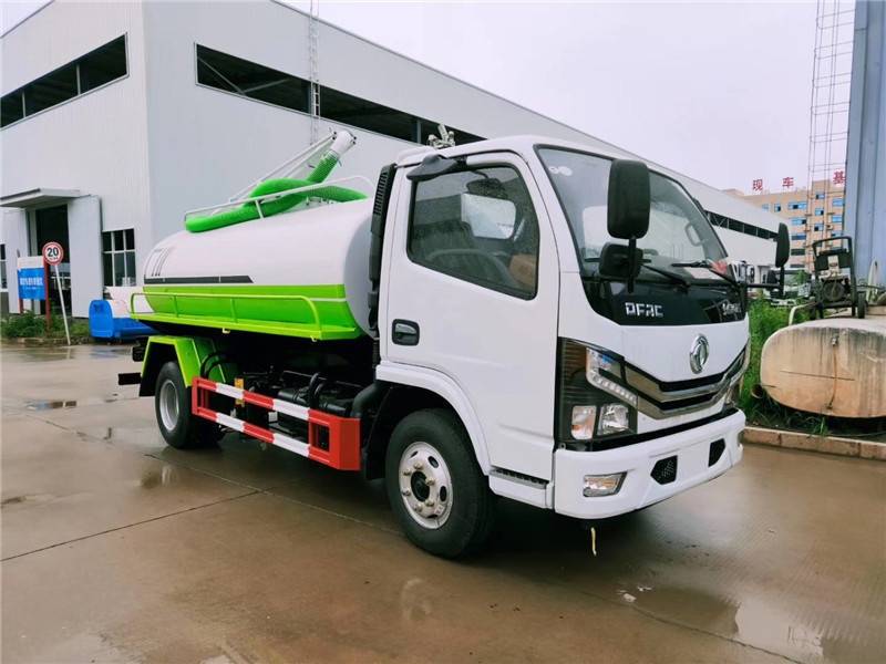 東風(fēng)凱普特環(huán)衛(wèi)清洗吸污車(chē)可以在密度大，道路窄的城市和街道使用