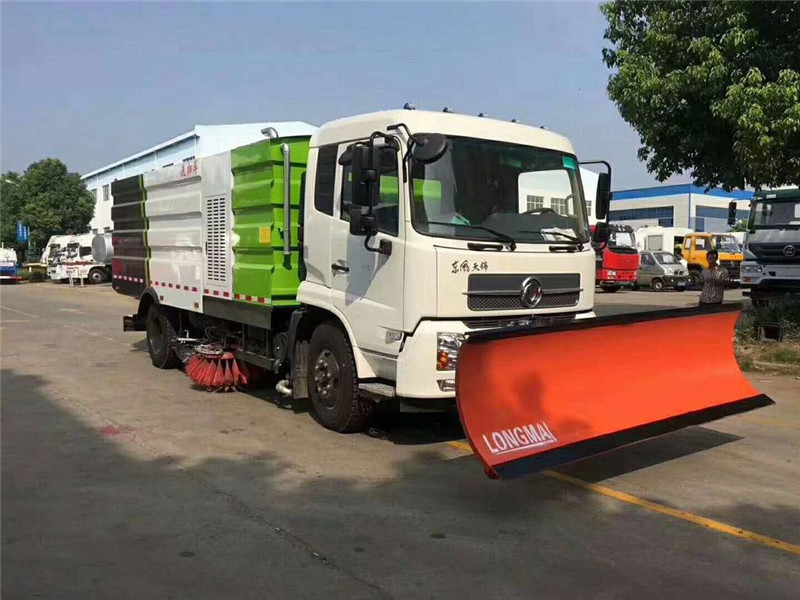東風多利卡掃路車無噪音，效率高風量大，使用壽命長
