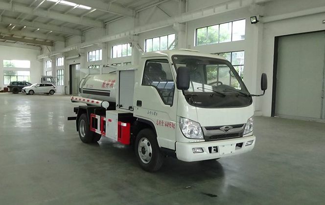 藍(lán)牌福田2.5噸供液、供水車