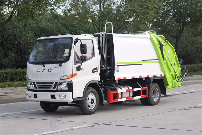 江淮駿鈴6方壓縮垃圾車(chē)