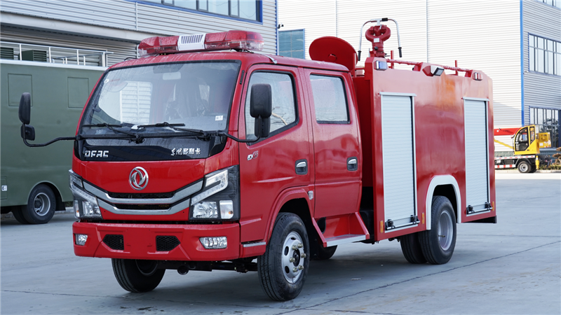 程力東風(fēng)2.1方消防灑水車(chē)
