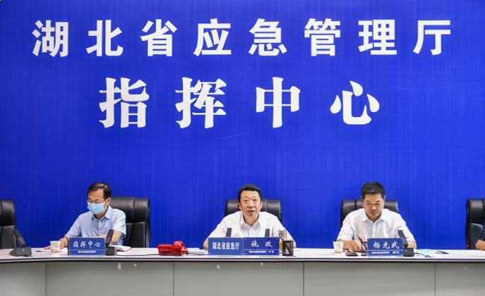 近日持續(xù)強(qiáng)降雨，防汛防災(zāi)形勢(shì)嚴(yán)峻應(yīng)急搶險(xiǎn)救援車出動(dòng)