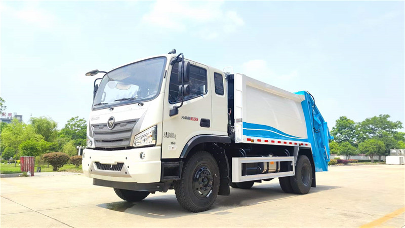 福田9方壓縮垃圾車(chē)大馬力